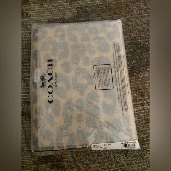 Coach Leopard print Notebook. - Picture 11 of 11